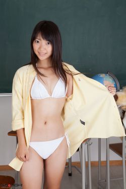 圆润蜜臀饱满湿滑嫩鲍