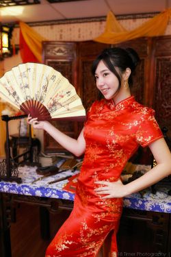 巨蛇闯女校视频免费观看