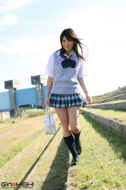 日本夫妇野外交换hd中文