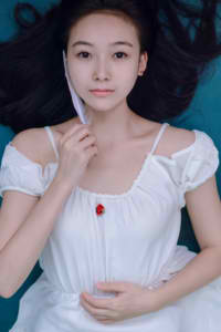 美女αv在线观看