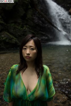 日本一卡2卡3卡4卡 乱码